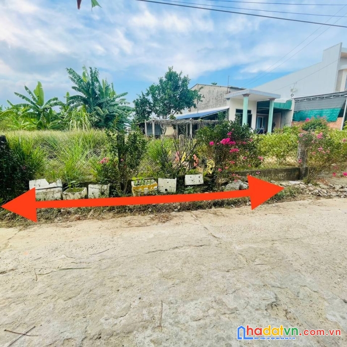 Chỉ còn 1 lô 4xxtr - đất điện bàn nằm sau lưng chợ lạc thành