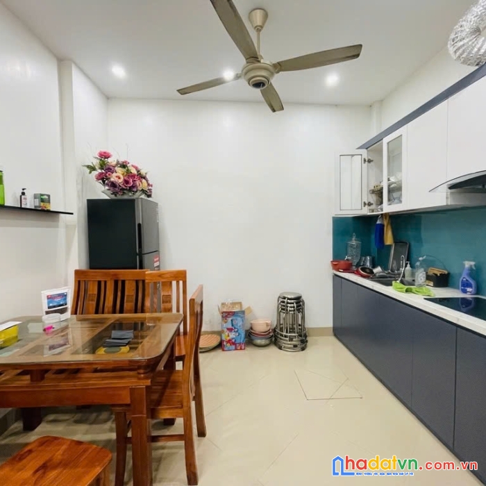Hiếm-tây hồ-phố tứ liên-ô tô đỗ cửa-10m mặt phố-nhà 4 tầng mới tinh-40m sổ vuông-9.1 tỷ