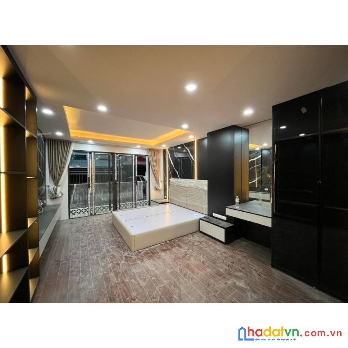 Bán nhà huỳnh thúc kháng 43m 5t 15.6 tỷ 2 ôtô tránh vù vù đẹp long lanh
