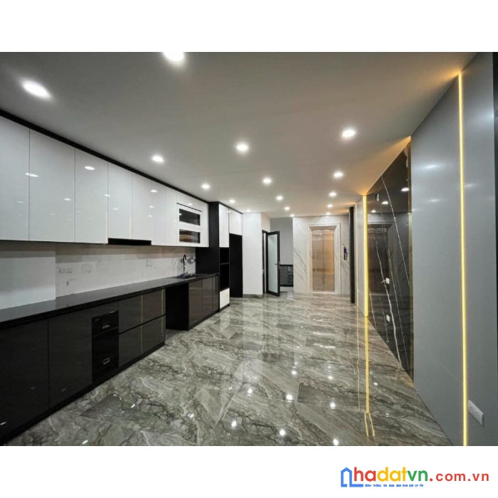 Bán nhà huỳnh thúc kháng 43m 5t 15.6 tỷ 2 ôtô tránh vù vù đẹp long lanh
