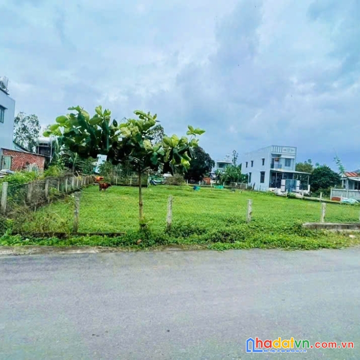 Bán đất gần ngay chợ lệ trạch, đà nẵng - sẵn sổ, đất sạch sẽ, không ngập lụt - tiềm năng lớn