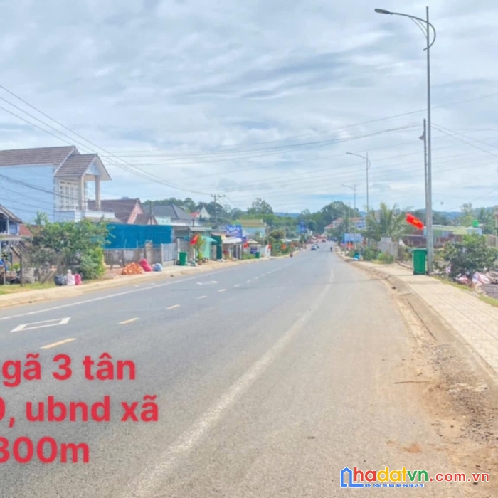 Bán đất mặt tiền dt724, phú hội đức trọng, gần ngã 3 tân hội