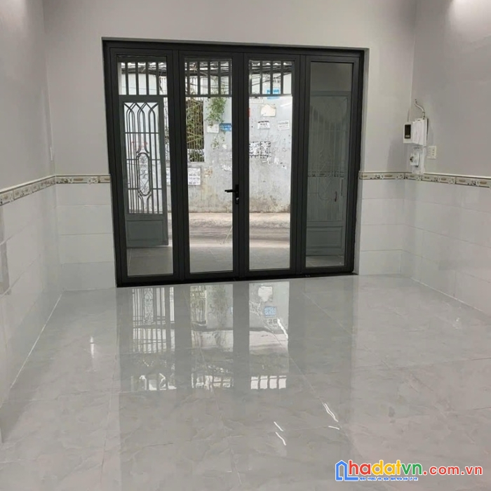 Nhà đẹp giá rẻ - hương lộ 3 - hẻm 5m - 2 tầng mới đẹp - chỉ 4.05 tỷ