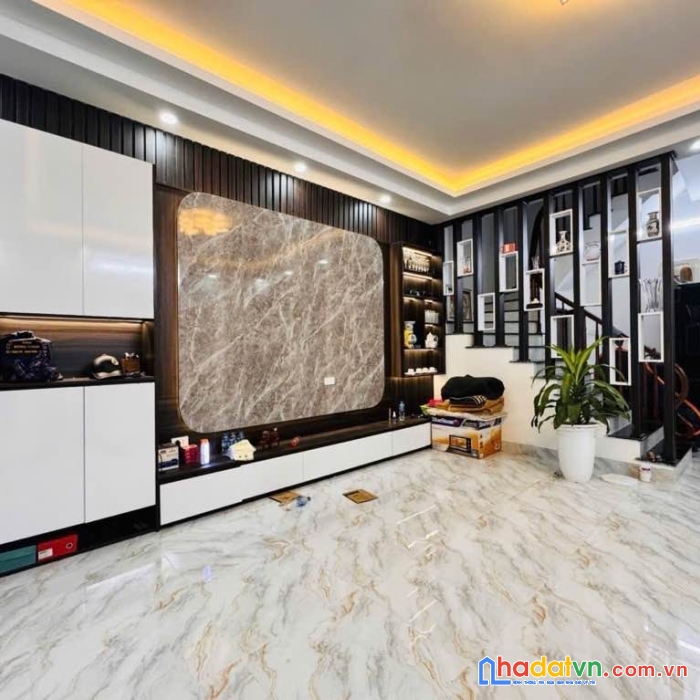 Ở ngay đón tết bán nhà nguyễn công hoan 40m² 5t 7 tỷ đẹp như khách sạn