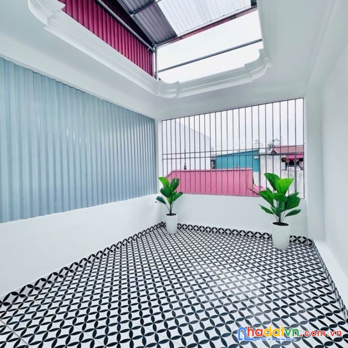 Mới đẹp ở ngay đón tết bán nhà ngõ cẩm văn 42m 4t nhỉnh 7 tỷ