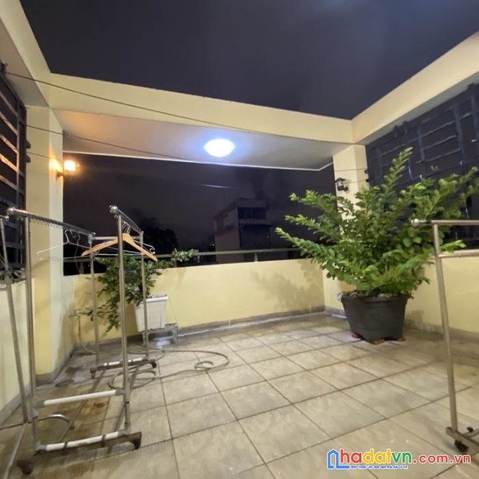 Bán gấp nhà nguyễn đình chiểu - q.3 - 6 tầng - hxh - giảm sâu 2.1 t.ỷ