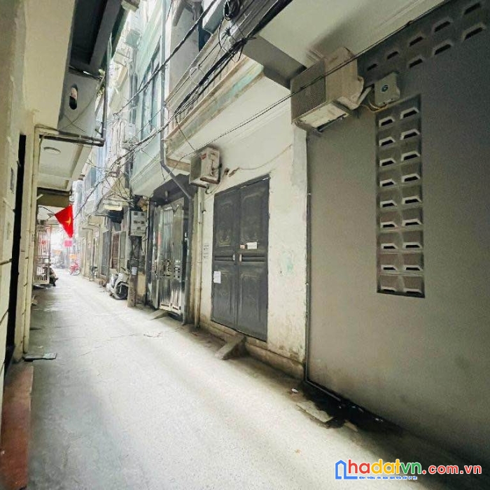 Ở ngay đón tết bán nhà ngõ 115 núi trúc 45m² 7t 10 tỷ đẹp xinh
