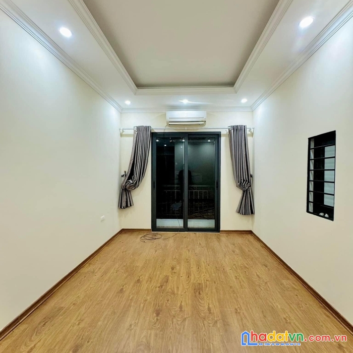 Bán nhà phố nguyễn đức cảnh, hoàng mai 33m, 6 tầng. giá: 7.9 tỷ