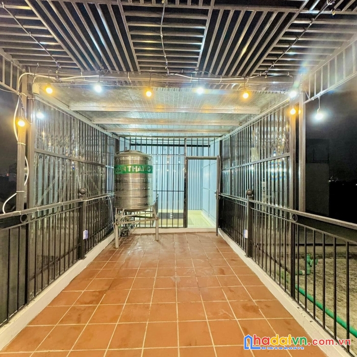 Bán nhà phố nguyễn đức cảnh, hoàng mai 33m, 6 tầng. giá: 7.9 tỷ