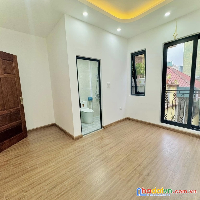 Bán nhà phố bạch mai, hai bà trưng 44m, 5 tầng. giá: 8.2 tỷ