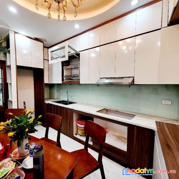 Hàng mới bán nhà đội cấn 45m² 4t 6,95 tỷ đẹp như khách sạn
