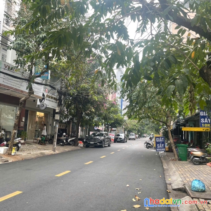 Nhà cấp 4 dt 8,5x19m nh 9,5m cn 168m2 đường 85 p tân quy q7.giá dt