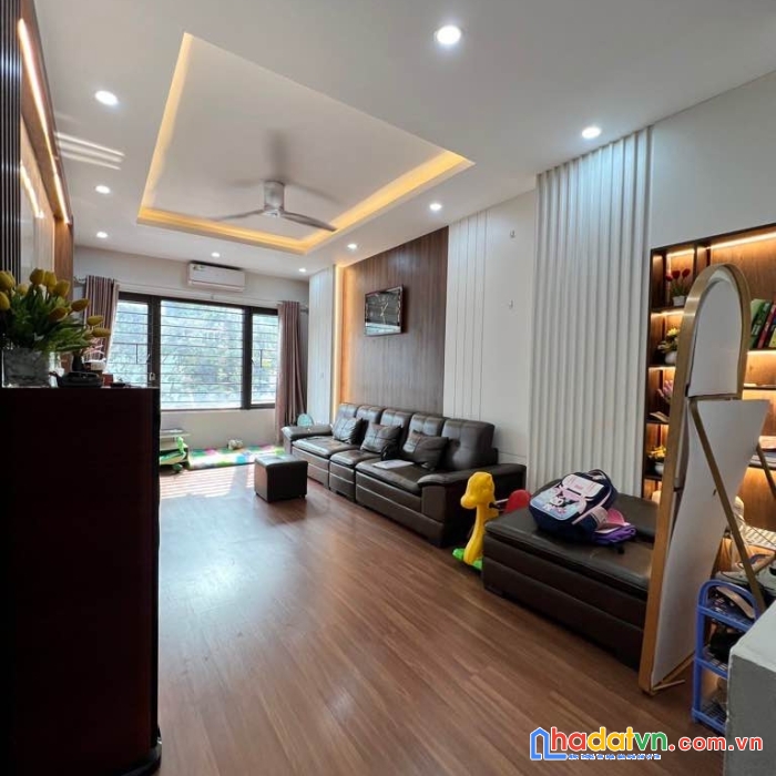Căn hoa hậu nguyễn công hoan 40m 4t 8 tỷ lô góc-kinh doanh-ở ngay
