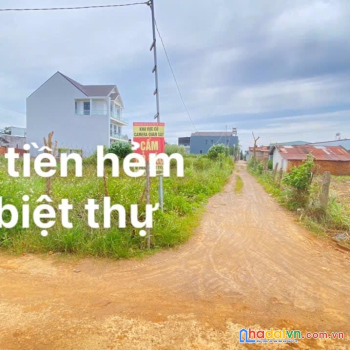Em lên lô 3 mặt tiền hẻm, hiệp thạnh đức trọng