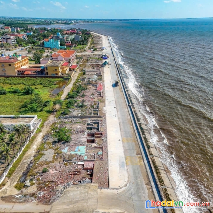 Sở hữu lô đất trung tâm thị trấn quất lâm. gần bãi tắm, quảng trường. giá 900tr/lô