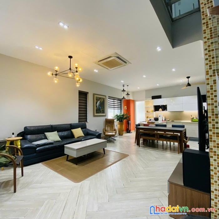 Bán biệt thự mega melosa khang điền, ngang 8m, full nội thất siêu đẹp, giá cực tốt
