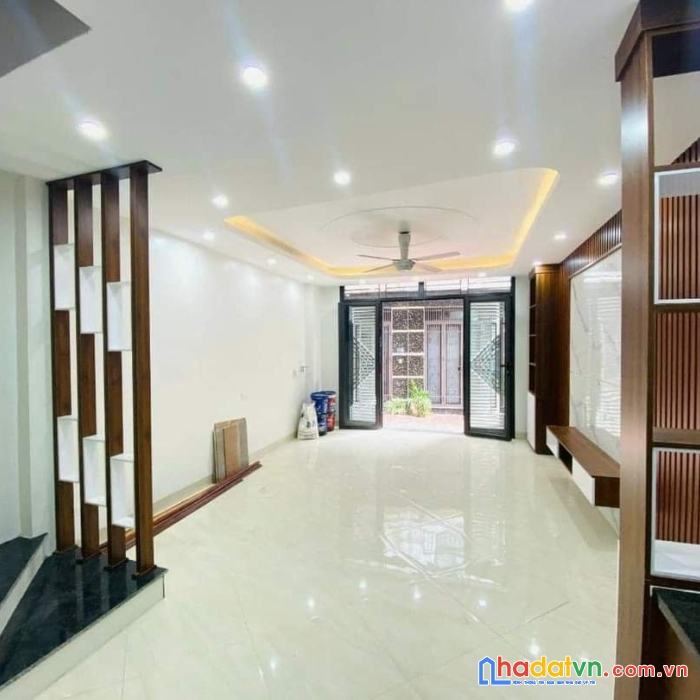 Nhỉnh 3ty, nhà mới 33m2x5t, sát ql6, 3km bx yên nghĩa, 15km tt hà nội