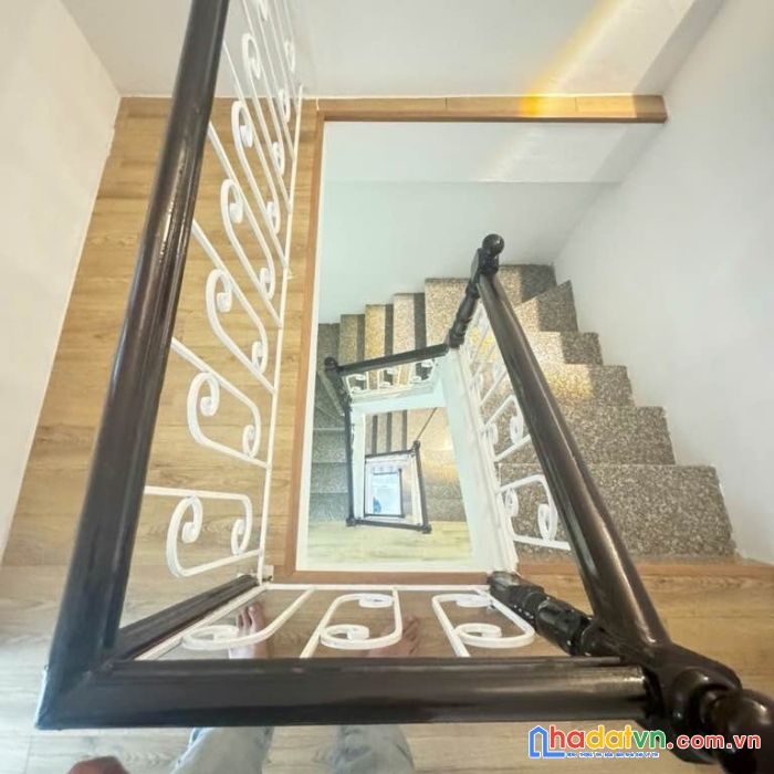 Hiếm ngõ 167 đội cấn 45m2 4 tầng 7,2 tỷ đẹp long lanh - full nội thất xịn sò - gần phố - ở ngay - đón tế