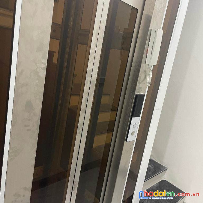 Bán nhà thụy khuê - 43m² - 6 tầng - 8 tỷ 6- 3 bước ra hồ tây - thang máy êm ru - view hồ tây