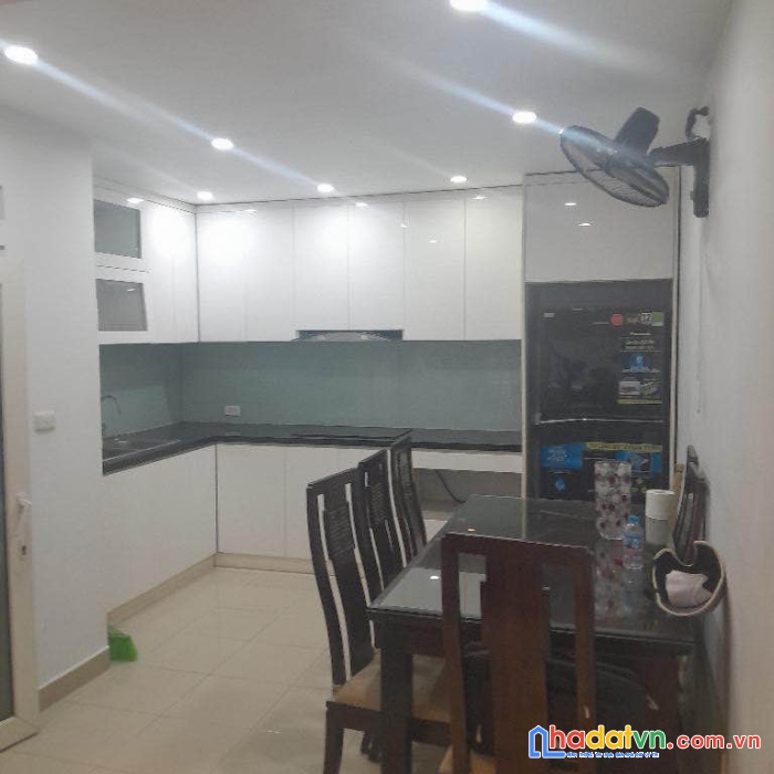 Bán nhà phố tú mỡ 41m2 5 tầng mt 4m 9,95 tỷ đẹp long lanh - ngõ cực nông - gần vincom - big c thăng long