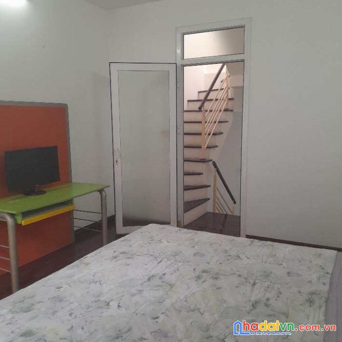 Bán nhà phố tú mỡ 41m2 5 tầng mt 4m 9,95 tỷ đẹp long lanh - ngõ cực nông - gần vincom - big c thăng long