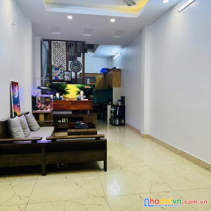 Bán nhà phố trương định, hoàng mai 32m, 5 tầng. giá: 6.1 tỷ