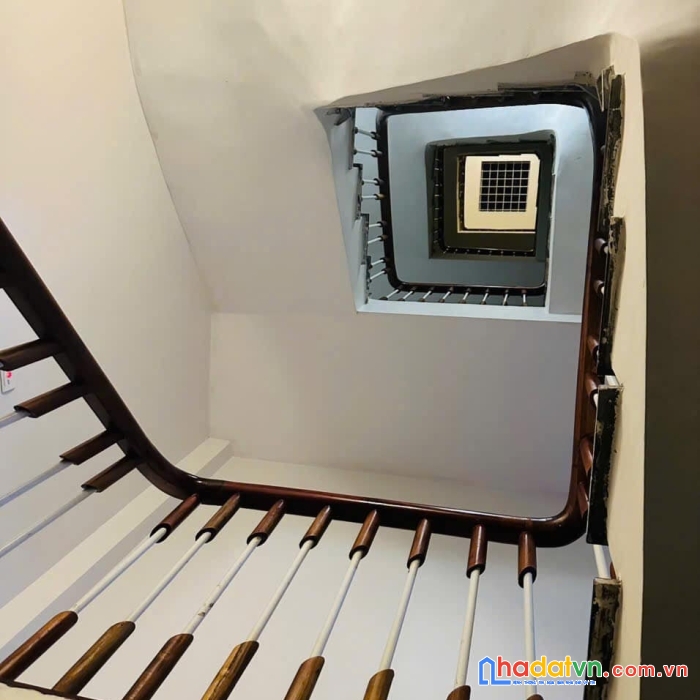 Bán nhà phố trương định, hoàng mai 32m, 5 tầng. giá: 6.1 tỷ