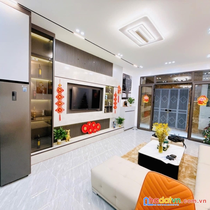 Bán nhà phố trương định, hoàng mai 42m, 4 tầng. giá: 6.8 tỷ