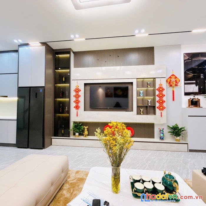 Bán nhà phố trương định, hoàng mai 42m, 4 tầng. giá: 6.8 tỷ