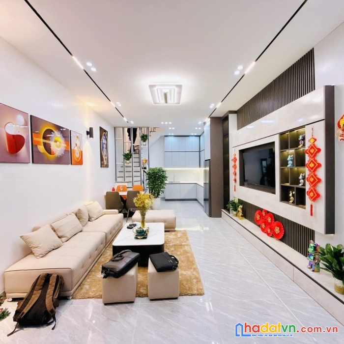 Bán nhà phố trương định, hoàng mai 42m, 4 tầng. giá: 6.8 tỷ