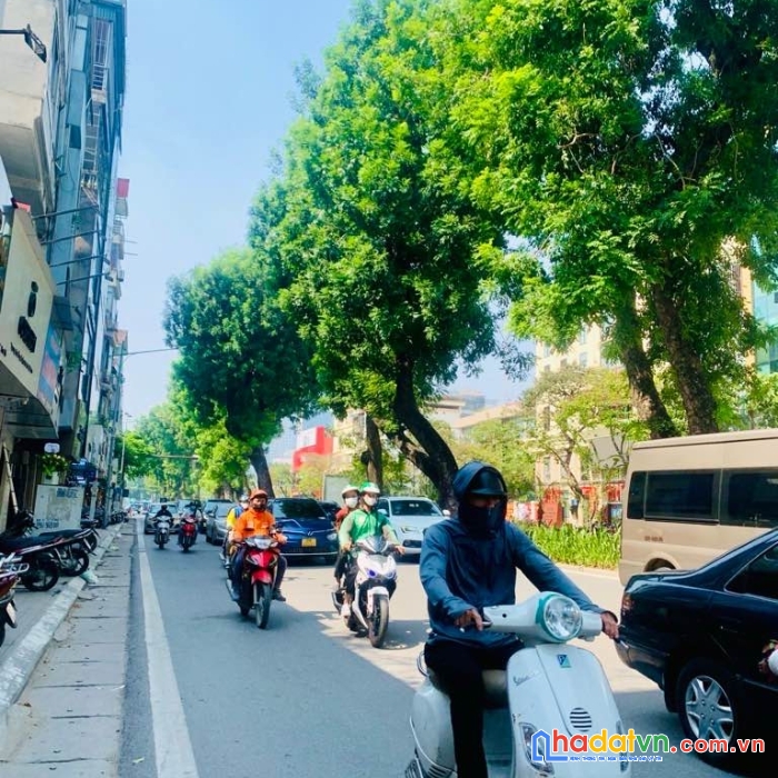 Bán nhà kim mã - 50m² mt 7,7m 11 tỷ - 15m ra phố - 2 mặt thoáng