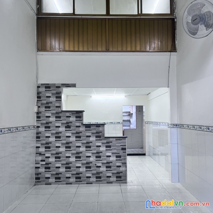 Cho thuê nhà lò siêu - lãnh binh thăng p13 quận 11 chợ phú thọ đầm sen