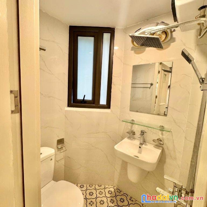 Nhà đẹp - đón tết đội cấn lô góc  6 tầng 4 ngủ đủ công năng 10m ra mặt phố chỉ hơn 4 tỷ
