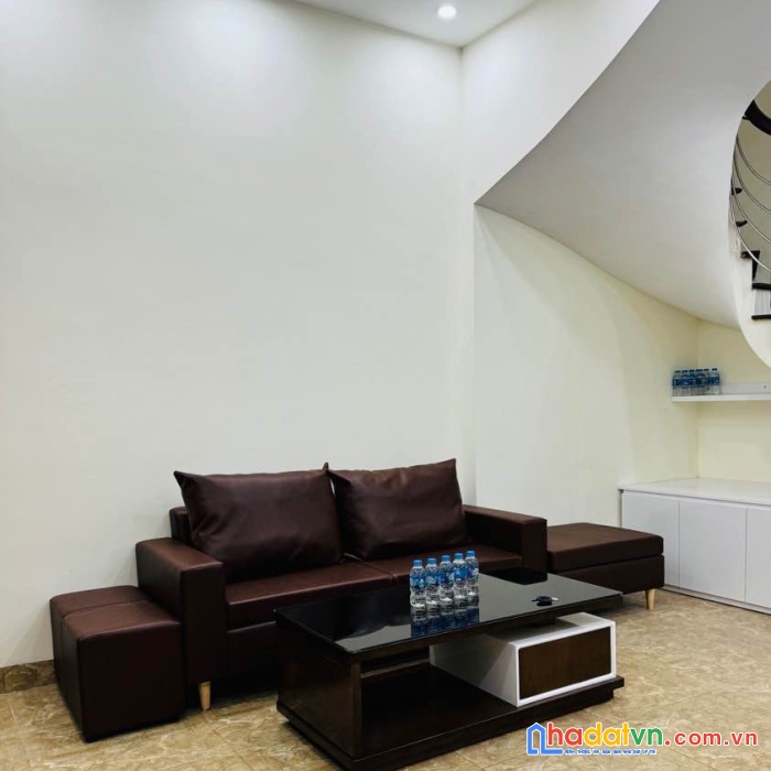 Căn đẹp nhất phân khúc 6 tỷ còn sót lại 173 hoàng hoa thám 5 tầng mt 5,6m 
