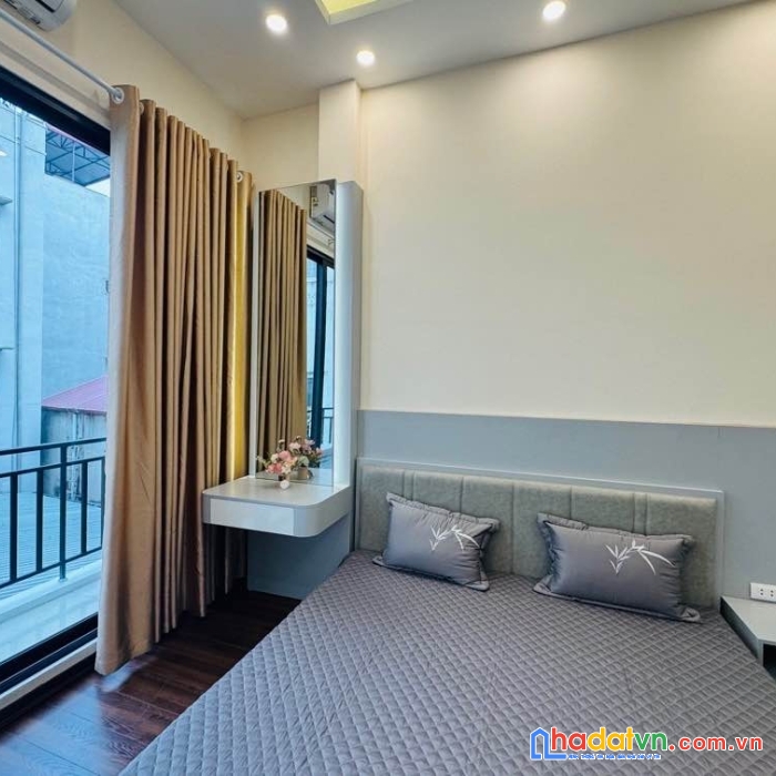 Bán nhà tây sơn 40m2 4t mt 4m 9.x tỷ