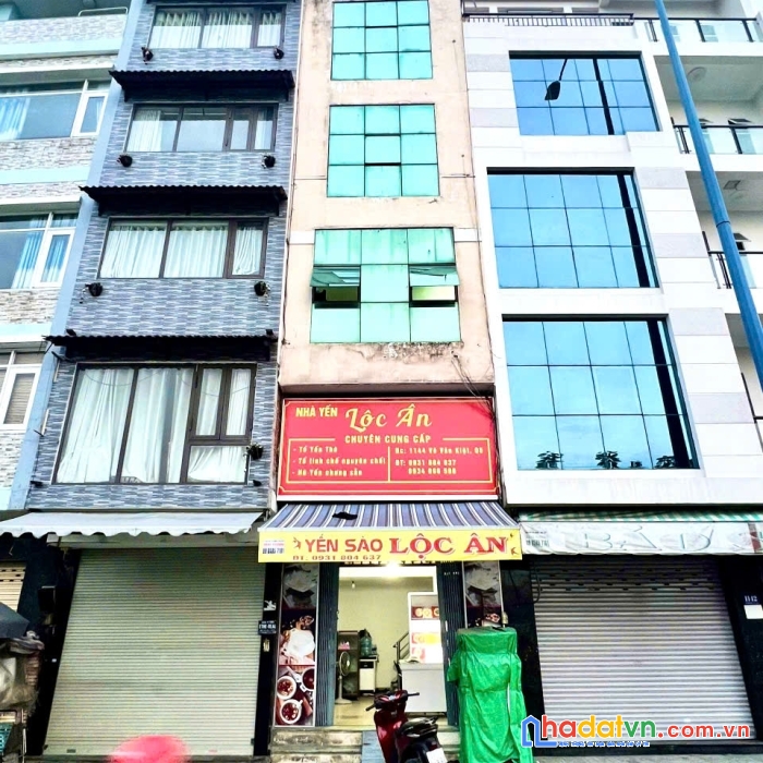 Bán 135 nguyên hồng q.bình thạnh, 5 tầng, dt 500 m2 sàn,  giá 17,9 tỷ 
