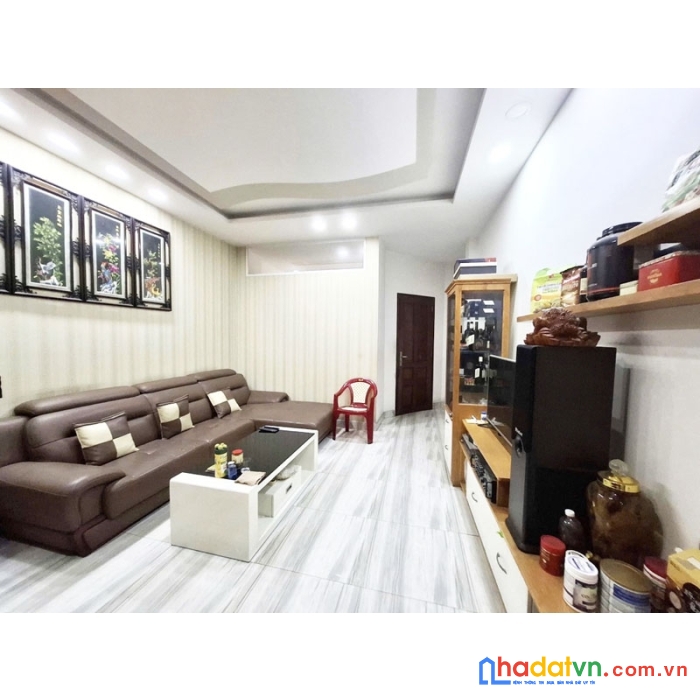 Nhà đẹp hẻm xe tải, 4 tầng đúc, cách mạng tháng 8, tân bình, 4.1x26m, 100m2, nhỉnh 18 tỷ tl
