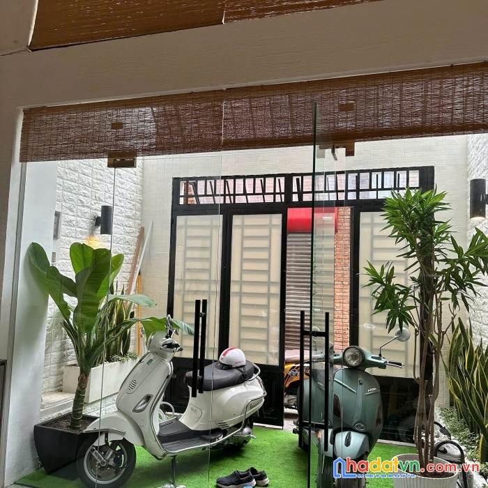 Bán nhà mặt tiền đường  tl 50 phường thạnh lộc quận 12 dt 6x25m, giá 6,1 tỷ 
