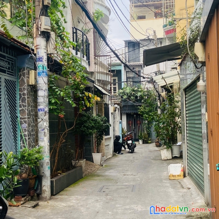 Bán căn nhà mới xây 100% 31/30 lê lai quận 1 giá 11.5 tỷ
