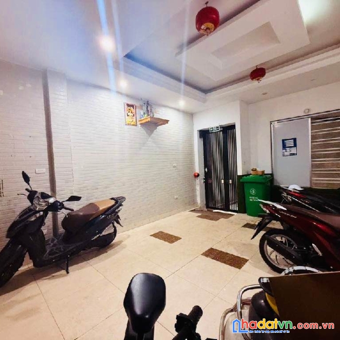 Bán nhà vạn phúc trung tâm ba đình 51m2 6 tầng mt 5m 12tỷ 
