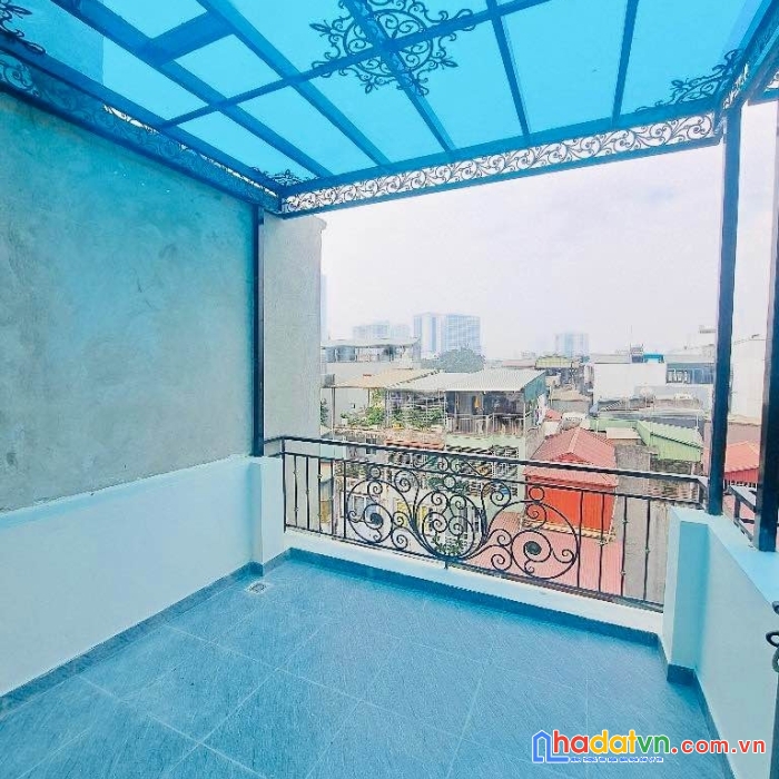 Bán nhà 189 hoàng hoa thám 32m2 6 tầng thang máy nhỉnh 8 tỷ
