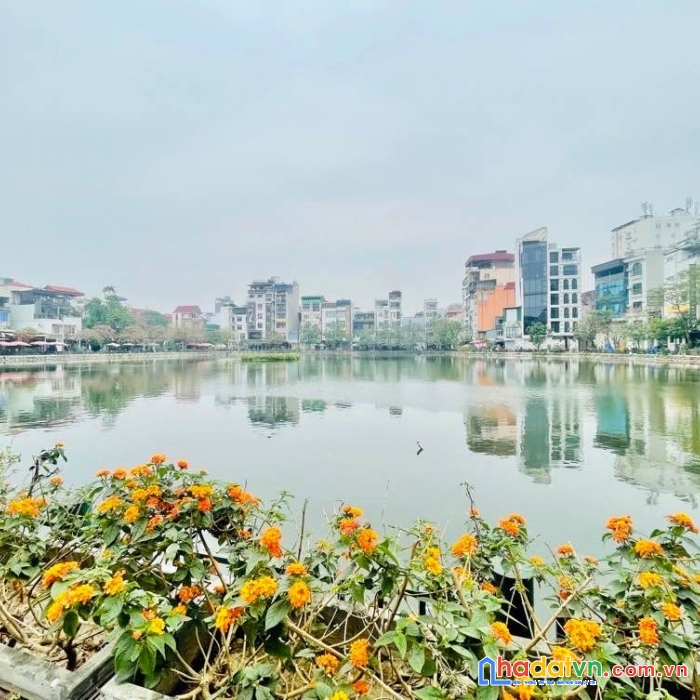 Bán nhà hoàng hoa thám 55m2 5 tầng mt 5m 13.x tỷ - ô tô đỗ