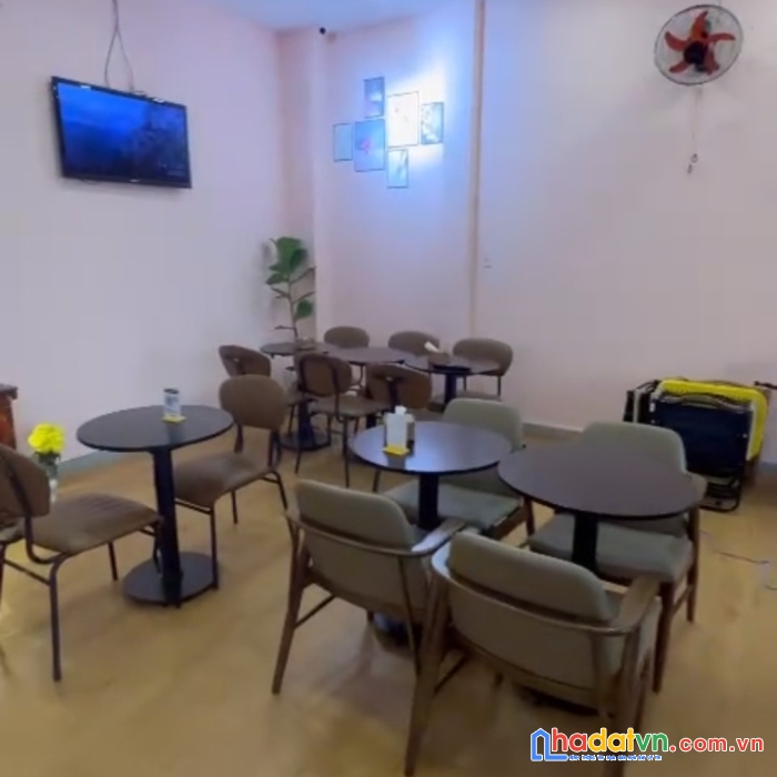 Bán nhà mặt tiền đường 79, tân quy, quận 7. khu kinh doanh sầm uất
