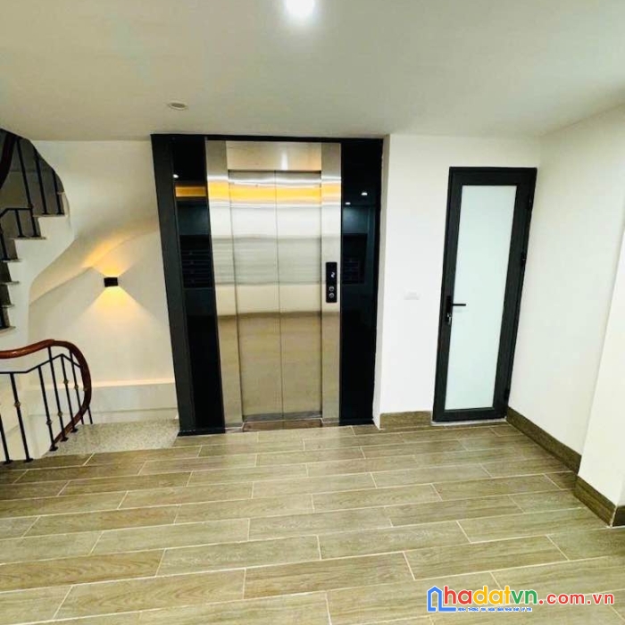 Bán nhà thái hà 35m2 7 tầng mt 5,3m 11.x tỷ - thang máy kính - nội thất cao cấp.