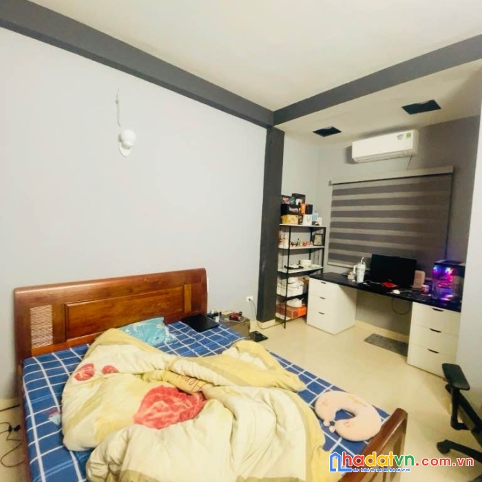 Bán nhà xuânla 40m2 5 tầng mt 4m 8 tỷ - vài bước ra hồ tây