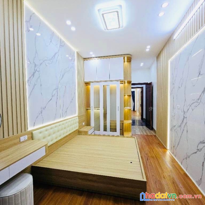 Bán nhà kim mã 47m2 4 tầng 10.x tỷ - tặng nội thất cao cấp