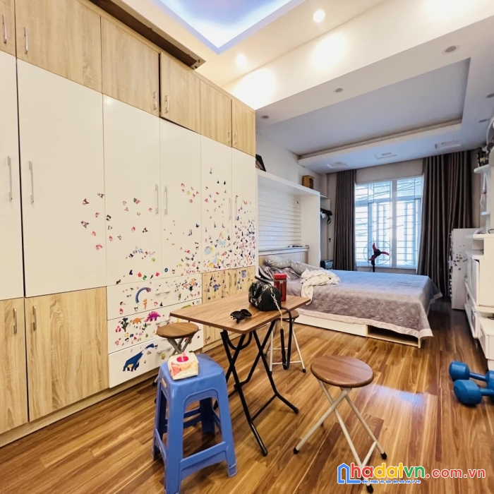 Bán nhà phố tam trinh, hoàng mai 77m, 3 tầng. giá: 9.2 tỷ