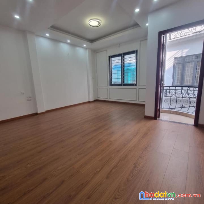Bán nhà phố minh khai, hoàng mai 35m, 5 tầng. giá: 8.45 tỷ