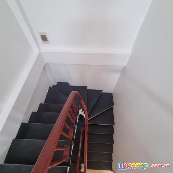 Bán nhà phố minh khai, hoàng mai 35m, 5 tầng. giá: 8.45 tỷ