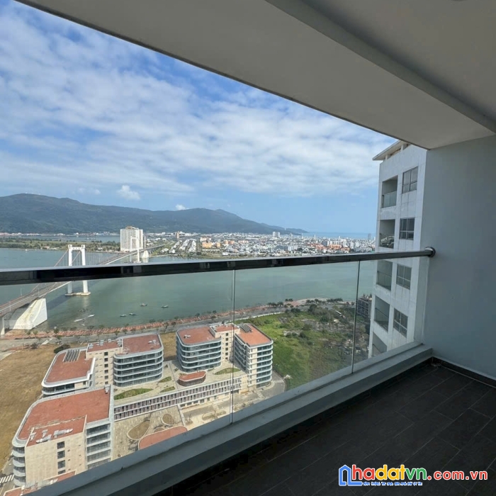 Bán căn hộ mặt tiền biển - cạnh công viên phần mềm - view sông hàn - view pháo hoa đà nẵng
